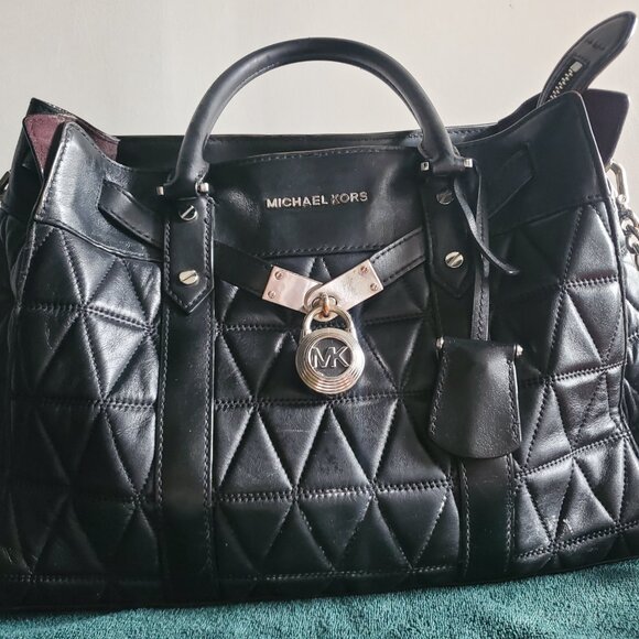 Michael Kors Black quilted leather shoulder bag - Picture 3 of 10